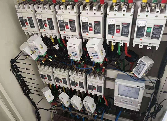 ac line voltage monitor